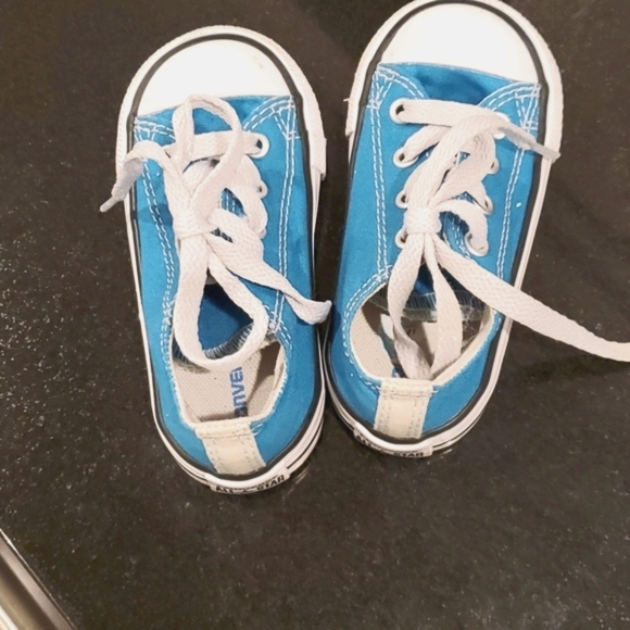 Converse Other - Converse Chuck Taylor low top shoes